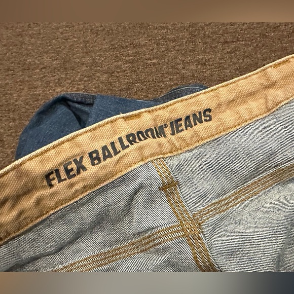 Duluth Trading Co Dark Blue Denim Ballroom Jeans 46 W 30 length cotton - Picture 6 of 6